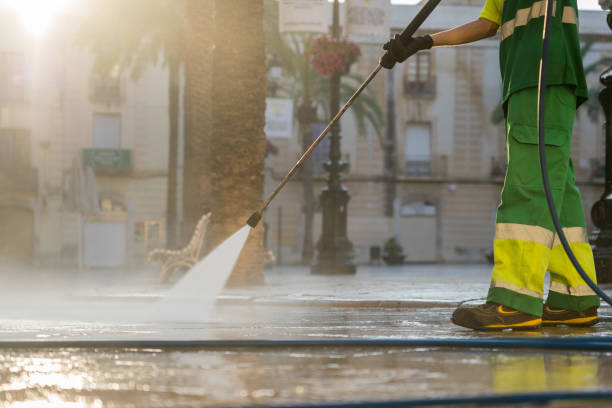 Best Driveway Pressure Washing  in Thompson, ND